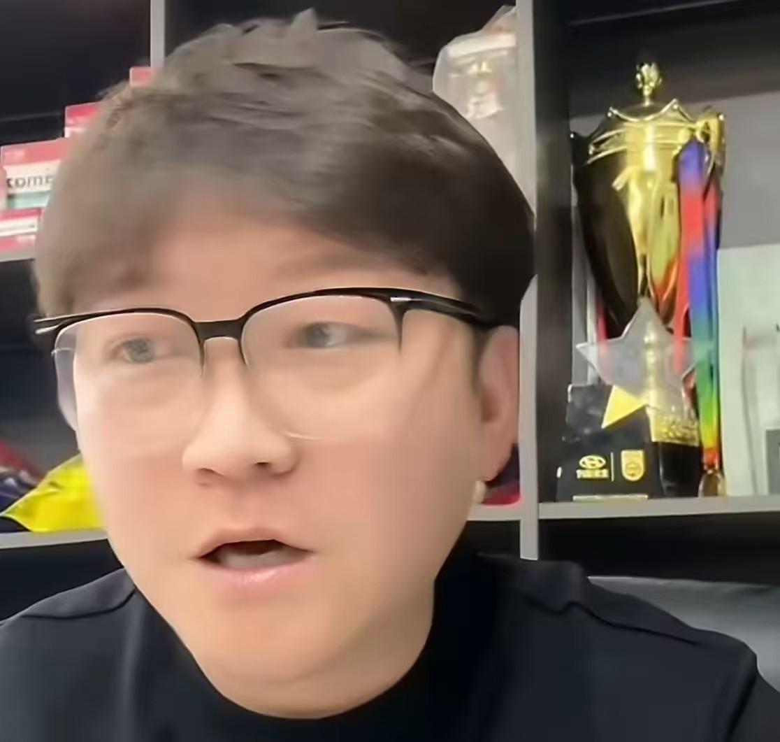 开云-赵鹏谈U23国足：弱队出门神，但前场哥几个也要使使劲啊